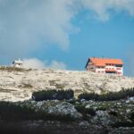 Drei Zinnen Hütte mit Kapelle