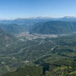 Bozen mit dem Schlern im Hintergrund