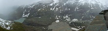 Blick von der Kaiser-Franz-Josefs-Höhe auf den Fuß des Großglockners