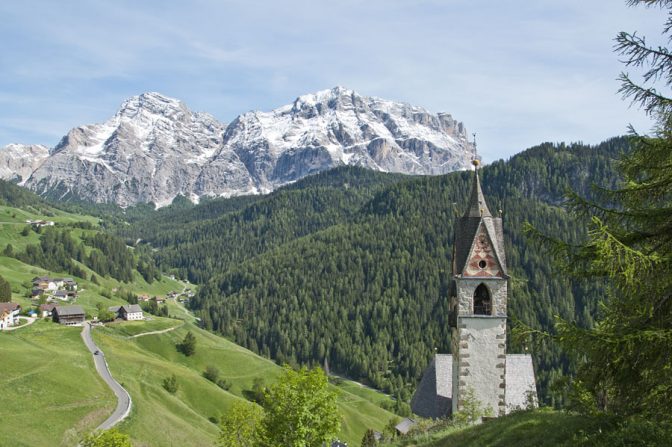 Gadertal St Barbara Kirche 01