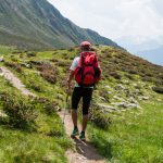 Wanderer auf der Hirzer Alm