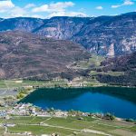 Kalterer See im Süden Südtirols