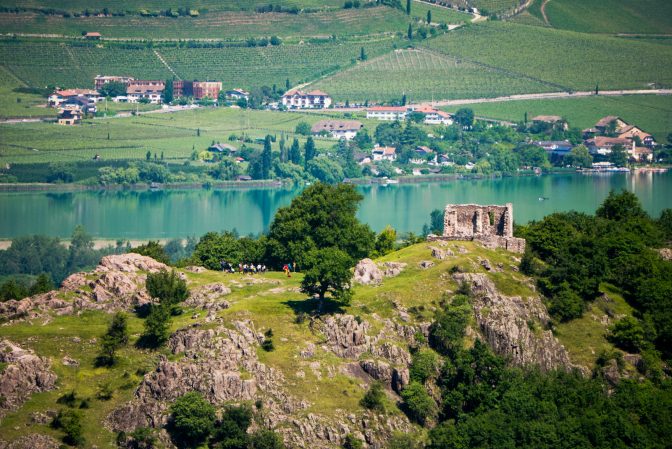 Castelfeder mit Kalterer See