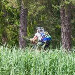 Mountainbiker am See