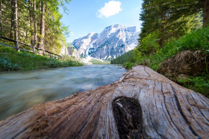 Der Abfluss des Pragser Wildsee