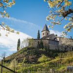 St. Jokob Kirchlein in Tramin zu Ostern