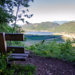 Blick auf den Kalterer See am Naturerlebnisweg Tramin