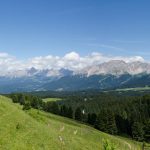 Blick vom Jochgrim zum Latemar und Rosengarten