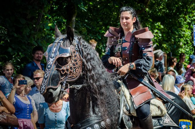 Ritter Dietrich von Bern - Trachtenumzug zu Maria Himmelfahrt in Oberbozen