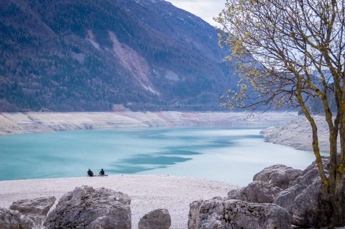 Pärchen am Molveno See