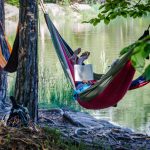 Abhängen in der Hängematte am SEE