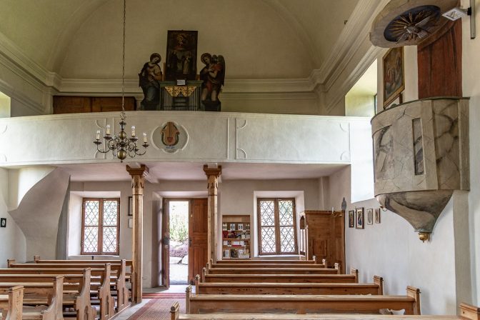 Kirche Maria Saal am Ritten Wandern Südtirol bis