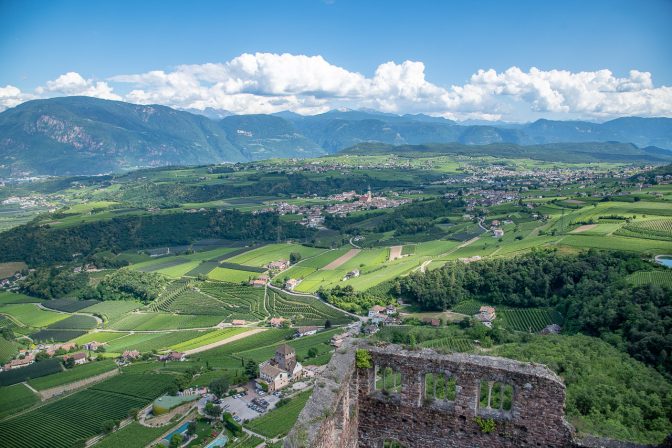 Ausblick von der Burg Boymont nach St. Pauls und Eppan