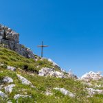 Das Gipfelkreuz des Weißhorn in Sicht