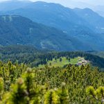 Blick vom Gipfel des Weißhorn auf die Gurndin Alm