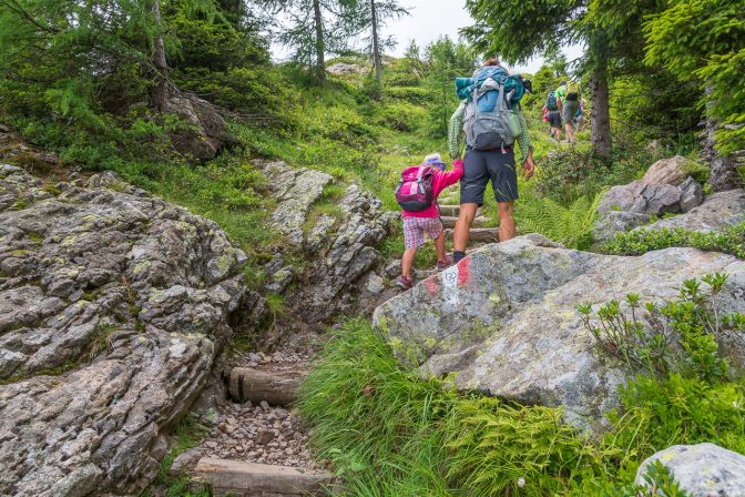 Treppen steigen - wobei dies nur die mäßigen Treppen nach dem strengen Wanderstück sind.