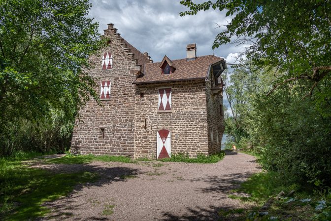 Montiggl, Seeschlössl am Großen Montiggler See