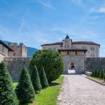 Castel Thun, Wegweiser