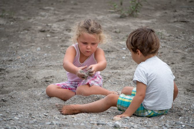 Sand spielen in der Passer