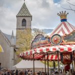 Ringelspiel auf dem Martinimarkt in Kurtinig