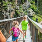 Hängebrücke über die 1000 Stufen Schlucht