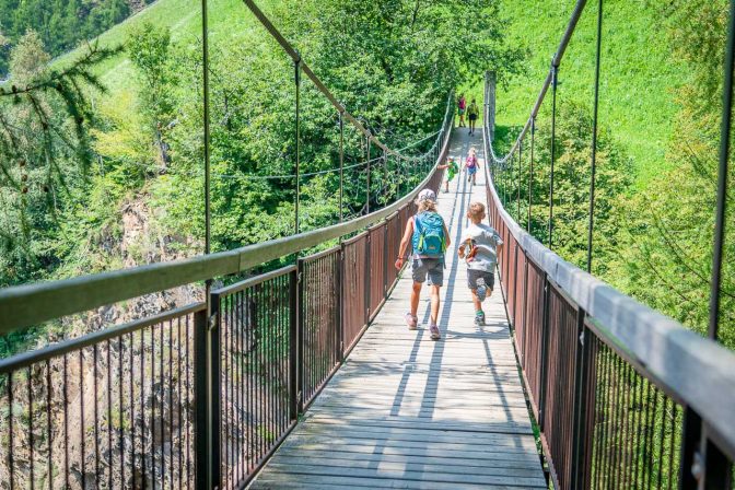 Die zweite Hängebrücke auf unserem Wanderweg über den Meraner Höhenweg