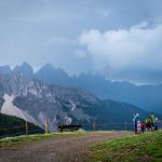 Blick vom Panoramaweg Plose auf die Peitlerkofelgruppe und die Geislergruppe