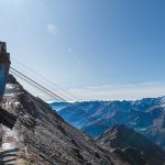 Ausblick von der Bergstation der Schnalser Gletscherbahn Richtung Dolomiten