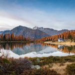 Chiesa di San Giuliano, Cima Presanella, Herbst, Lago di San Giuliano, See, Spiegelung