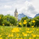 Blumenwiese, Fennberg, St. Leonhard Kirche, Unterfennberg