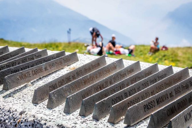 Der Monte Stivo bietet Ausblicke auf zahlreiche Gipfel.