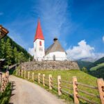 Architektur, Gebäude, Gotteshaus, Himmel, Kirche, Natur, Religion, St. Gertraud, Ulten, Ultental, Ultimo, Val d’Ultimo, Wolken, chiesa, church