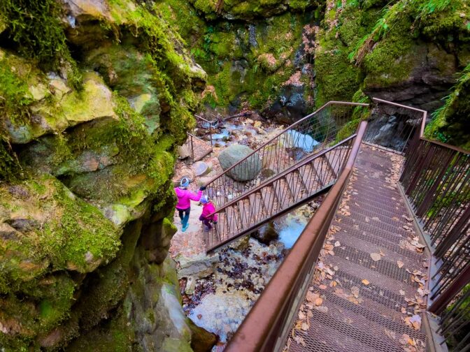 Der Rastenbach entwässert die Klamm