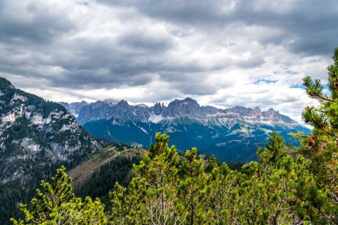 Ausblick vom zweiten Aussichtspunkt zum Rosengarten