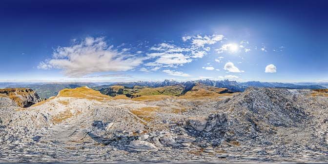 Blick auf die Seiser Alm vom Gipfel des Schlerns (Petz)