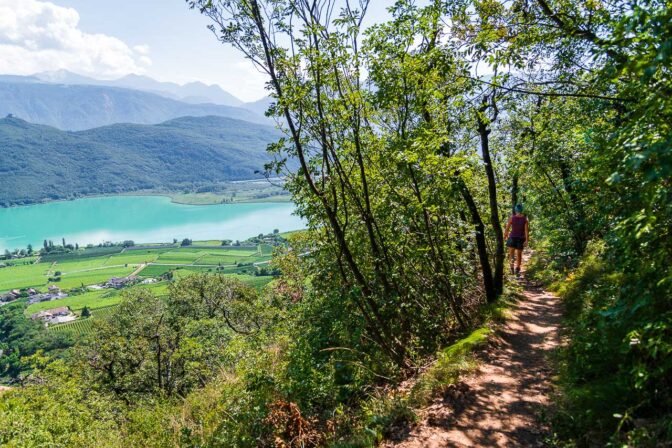 Blick vom Bärentalweg auf den Kalterer See