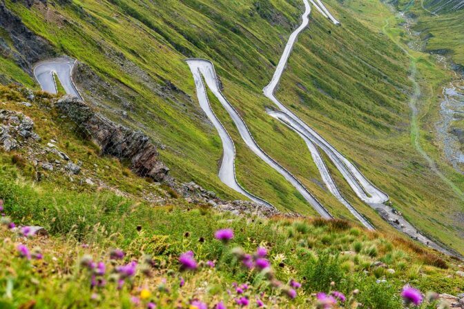 Kehren, Kehren und nochmals Kehren - das ist die Stilfserjoch Passstraße