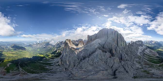 Inmitten traumhafter Dolomitenbergwelt: Rosengarten, Latemar und Schlern