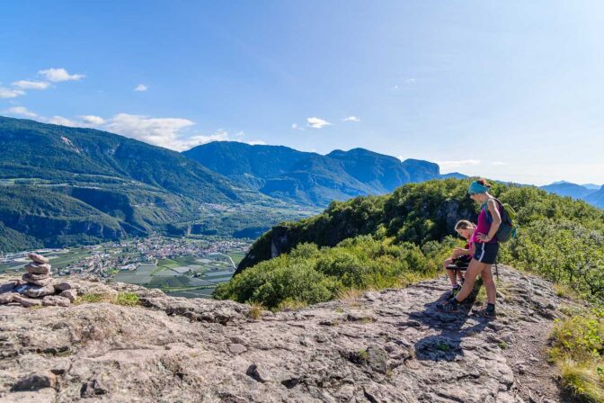 Auf dem höchsten Rosszahn mit Blick nach Auer