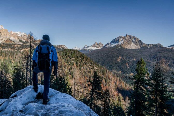 Blick zurück in Richtung Misurina: Schwabenalpenkopf, Dreischusterspitze, Drei Zinnen, Cadini di Misurina