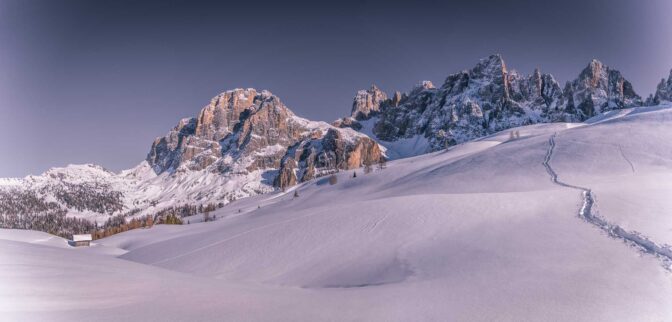 Wintertraum mit Dolomitenblick auf die Palagruppe