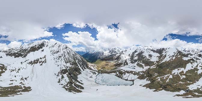 360° Blick auf den Kortscher See und das Schlandrauntal