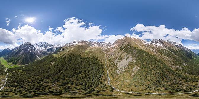 360° Blick auf das Schlandrauntal mit der Kortscher Alm