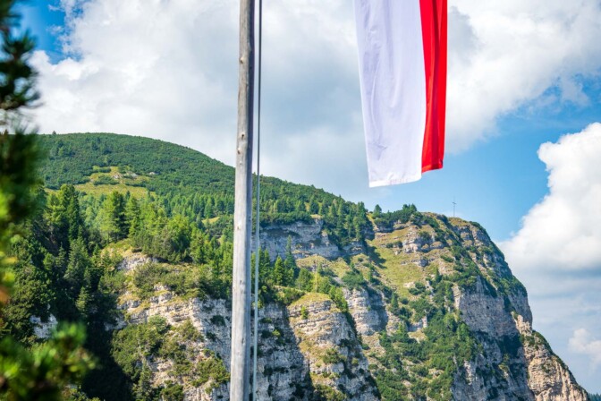 Gipfelkreuz, Schwarzer Kopf, Tiroler Fahne