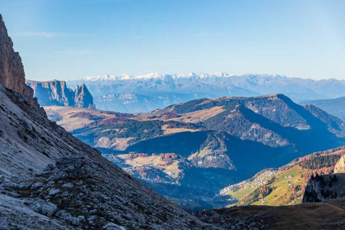 Blick rückwärts hinunter auf die Seiser Alm